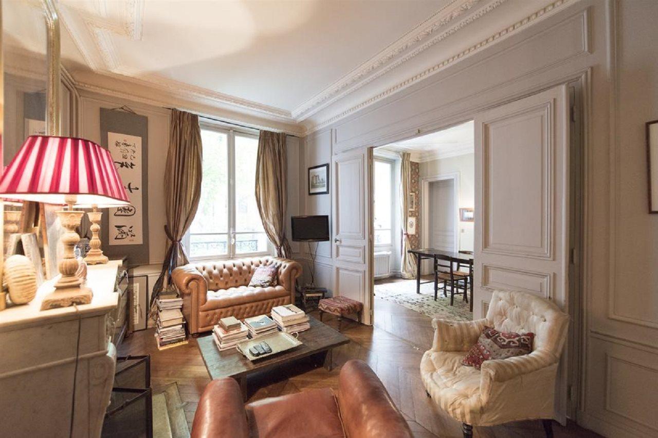 Writer's Nest Apartment